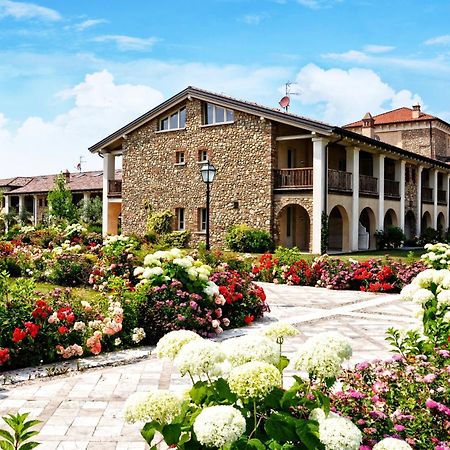 Garda Residence San Vigilio Golf Поццоленго Экстерьер фото
