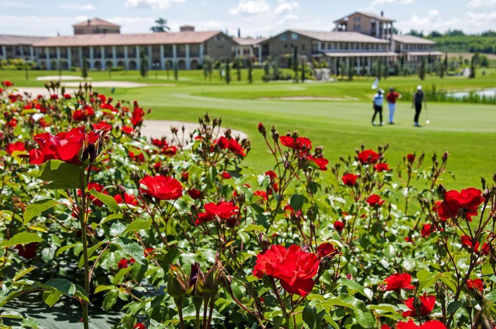 Garda Residence San Vigilio Golf Поццоленго Экстерьер фото
